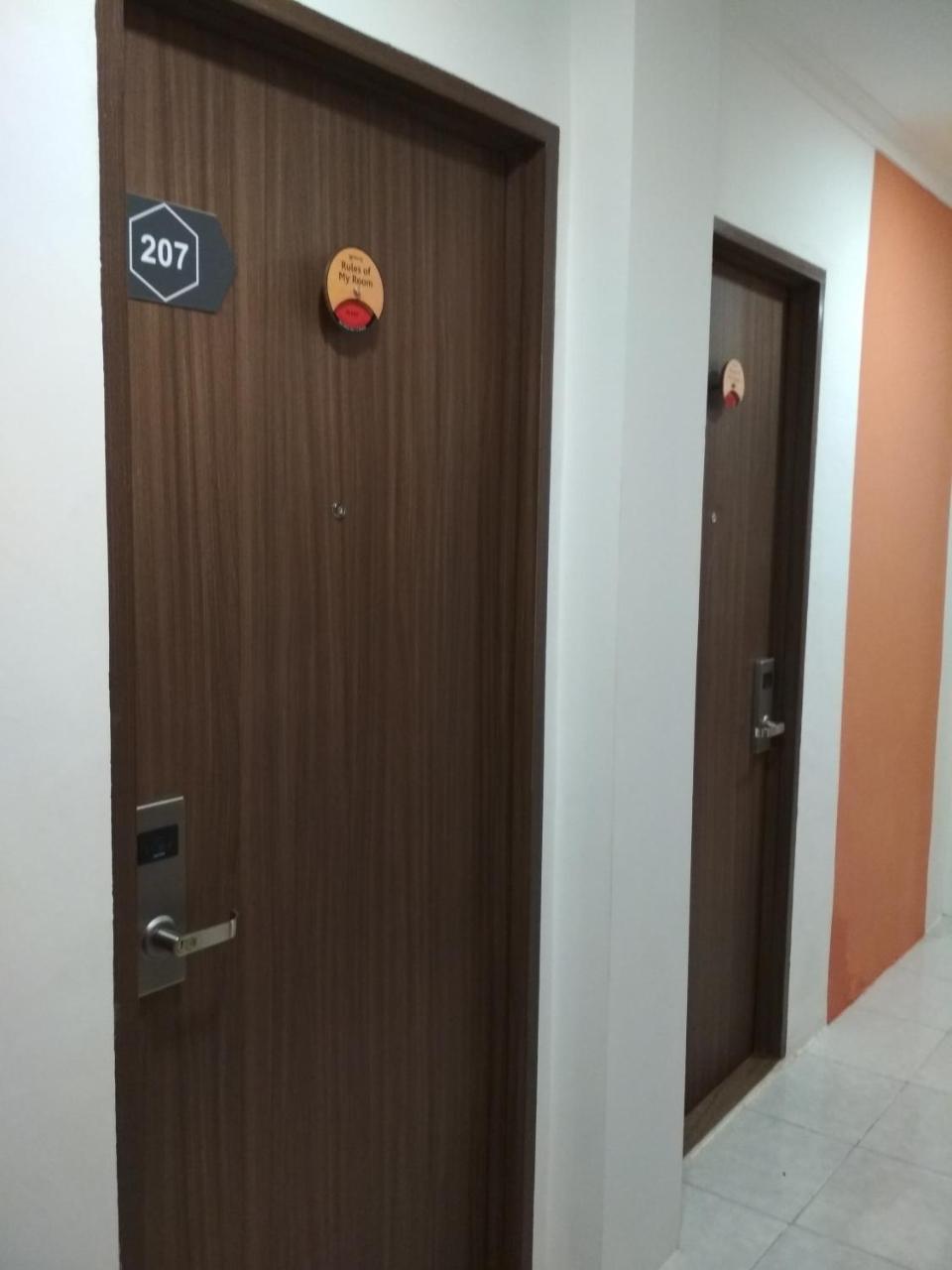 Djo Front One Inn Bengkulu Buitenkant foto